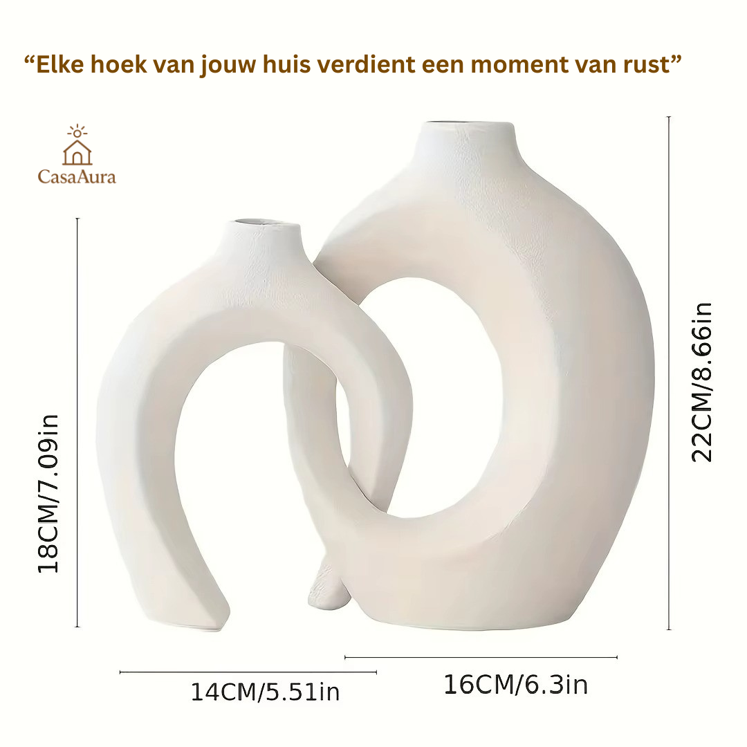 CasaAura™ Vaas “Lysfjord” Handgemaakte Witte Keramische Vaas voor Moderne en Scandinavische Interieurs